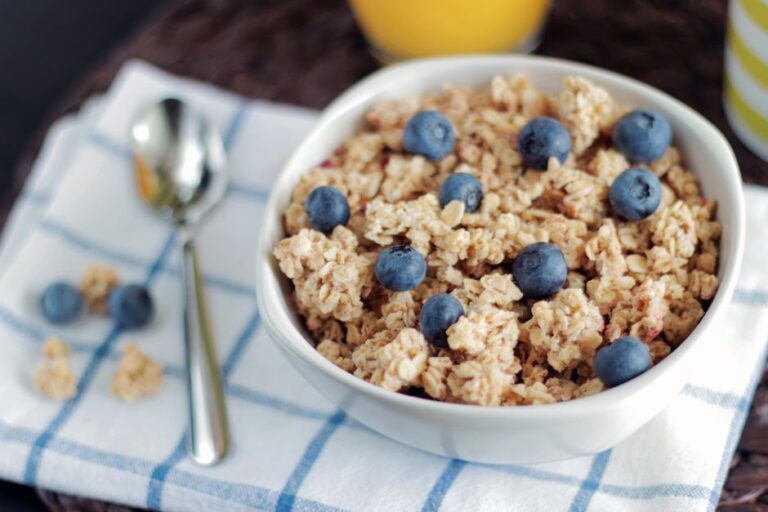 The Essential Guide to Nutrient-Rich Breakfasts: Start Your Day Right for Optimal Health