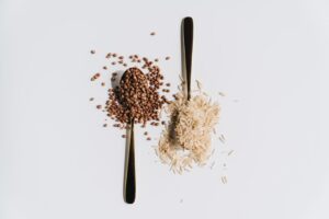 The Ultimate Comparison of Whole Grains vs. Refined Grains: Which Should You Choose for Optimal Nutrition?