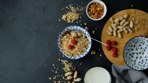 The Ultimate Guide to Nutrient Timing: How to Optimize Your Meals for Maximum Energy and Recovery